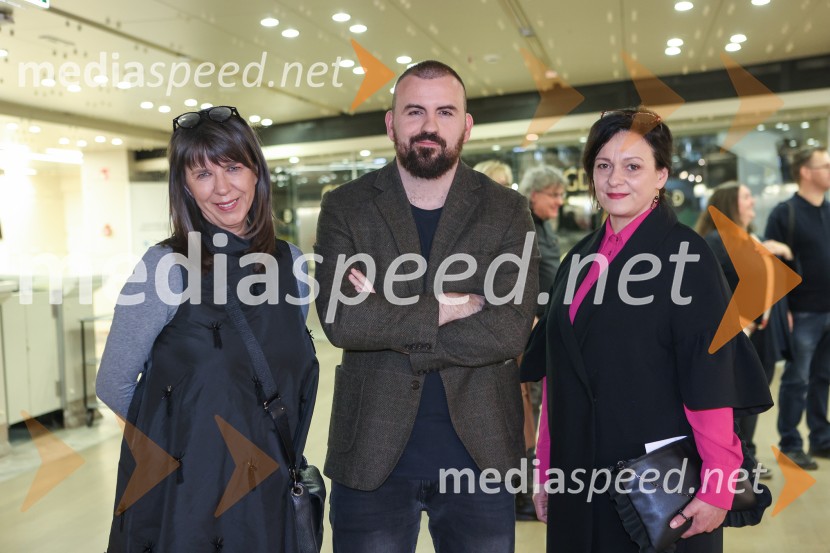  Barbara Rogelj, vodja humanističnega in kulturno-vzgojnega programa, Cankarjev dom; doc.dr. Matic  Kocijančič, Filozofska fakulteta, Univerza v Ljubljani;  Barbara Koželj Podlogar, vršilka dolžnosti generalnega direktorja Direktorata za ustvarjalnost, Ministrstvo za kulturoDušan Jovanović – Kulturni terorist, odprtje razstave v Cankarjevem domu