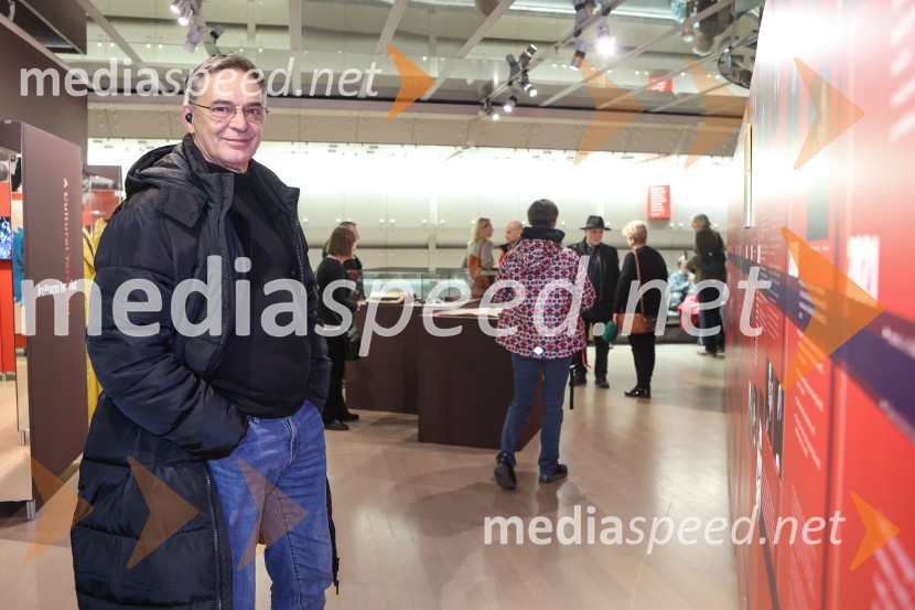   Igor  Samobor, igralecDušan Jovanović – Kulturni terorist, odprtje razstave v Cankarjevem domu