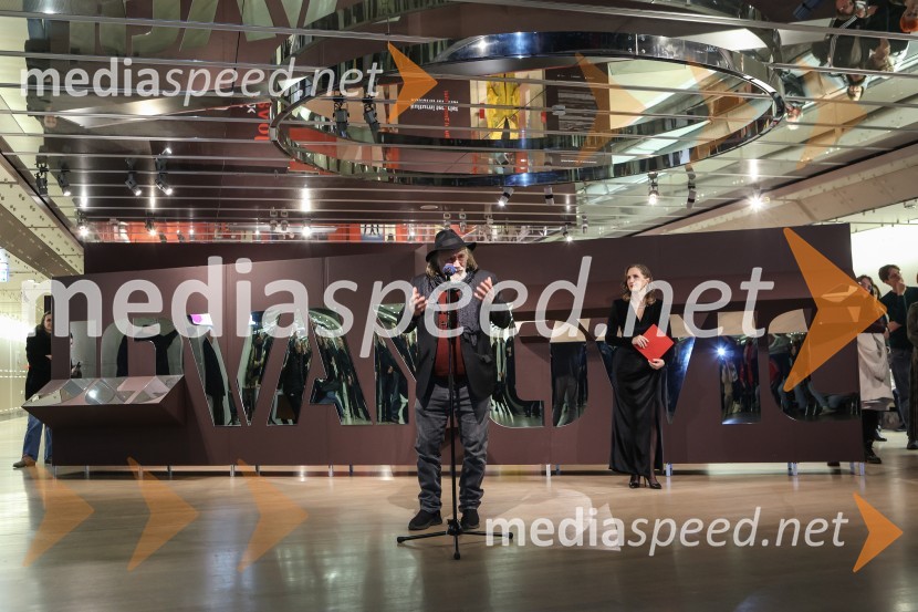  Rade Šerbedžija, igralec, režiser in glasbenik;  Alenka Marinič, igralka in klovnesaDušan Jovanović – Kulturni terorist, odprtje razstave v Cankarjevem domu