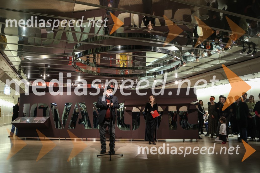  Rade Šerbedžija, igralec, režiser in glasbenik;  Alenka Marinič, igralka in klovnesaDušan Jovanović – Kulturni terorist, odprtje razstave v Cankarjevem domu