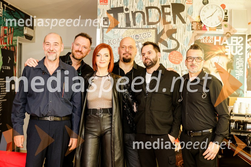  ... ;  ... ;  ... ;  Lara Baruca, pevka;  ... ;  ... Lara Baruca v Kino Šiška z ekskluzivnim koncertom Potopljena v glasbo