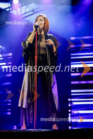 Lara Baruca v Kino Šiška z ekskluzivnim koncertom Potopljena v glasbo