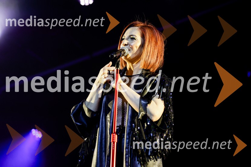 Lara Baruca v Kino Šiška z ekskluzivnim koncertom Potopljena v glasbo