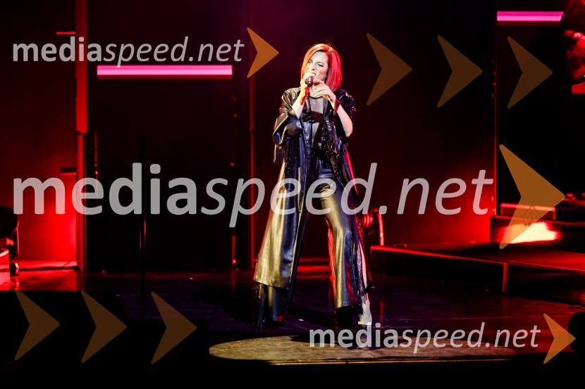 Lara Baruca v Kino Šiška z ekskluzivnim koncertom Potopljena v glasbo