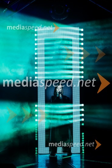 Lara Baruca v Kino Šiška z ekskluzivnim koncertom Potopljena v glasbo