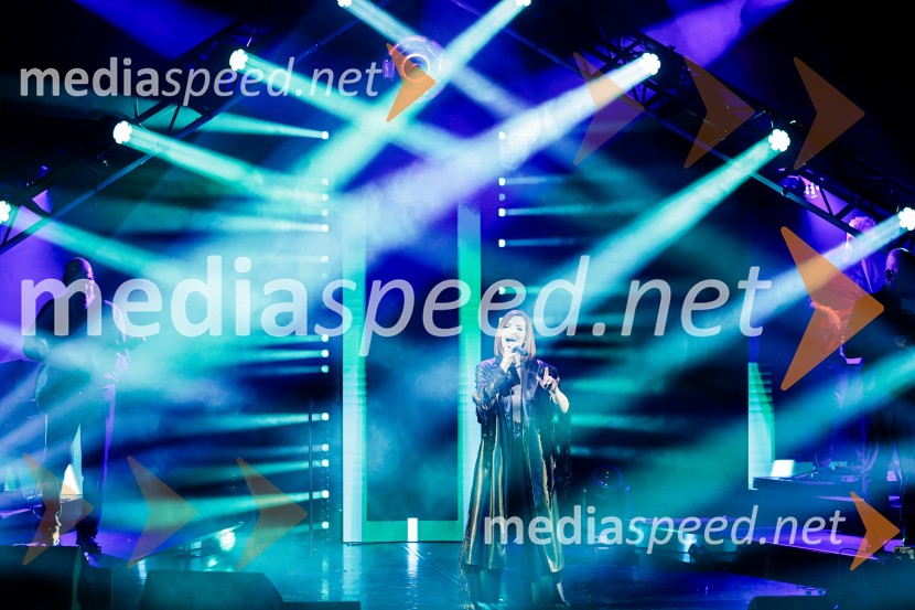 Lara Baruca v Kino Šiška z ekskluzivnim koncertom Potopljena v glasbo