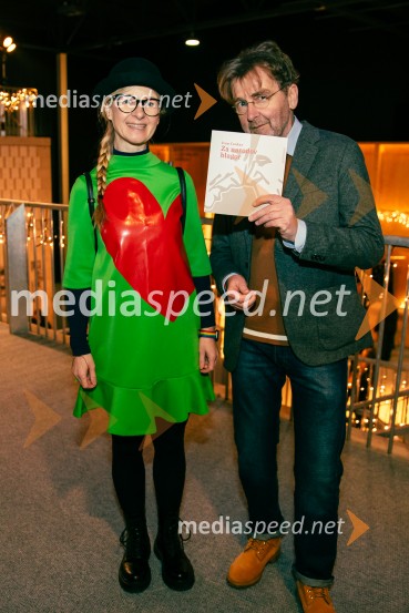  Natalija Pihler, profesorica nemščine;  Marko Crnkovič, kolumnist, urednik portala Fokus PokusPremiera Cankarjeve igre Za narodov blagor, SNG Drama Ljubljana