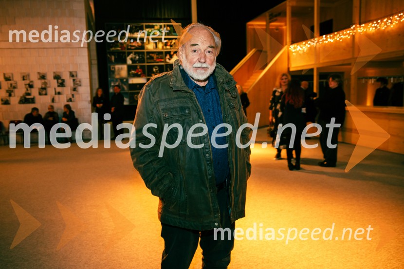  Karpo Godina, režiserPremiera Cankarjeve igre Za narodov blagor, SNG Drama Ljubljana