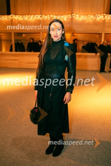  Gaja Višnar, igralkaPremiera Cankarjeve igre Za narodov blagor, SNG Drama Ljubljana