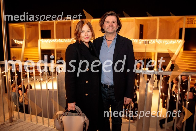  Karmen Štular Sotošek;  Peter Sotošek Štular, nekdanji direktor SNG Opera in balet LjubljanaPremiera Cankarjeve igre Za narodov blagor, SNG Drama Ljubljana