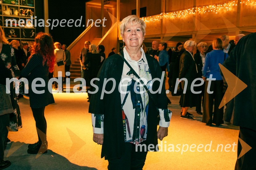  Irena  Butoln, germanistkaPremiera Cankarjeve igre Za narodov blagor, SNG Drama Ljubljana