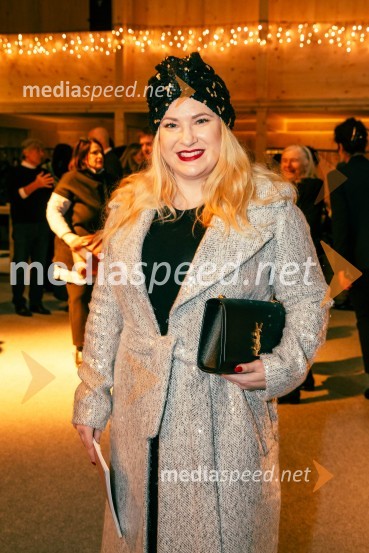  Danica Lovenjak, novinarka, voditeljicaPremiera Cankarjeve igre Za narodov blagor, SNG Drama Ljubljana