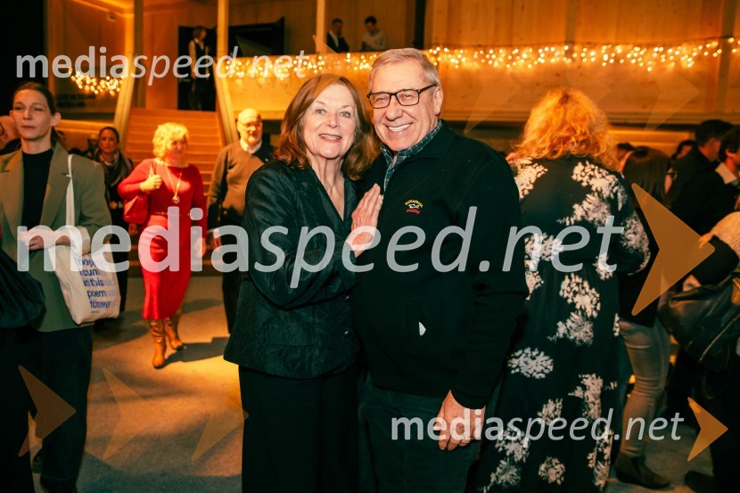  Marijana Brecelj, igralka;  Aleš Valič, igralecPremiera Cankarjeve igre Za narodov blagor, SNG Drama Ljubljana