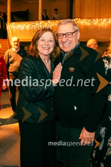  Marijana Brecelj, igralka;  Aleš Valič, igralecPremiera Cankarjeve igre Za narodov blagor, SNG Drama Ljubljana