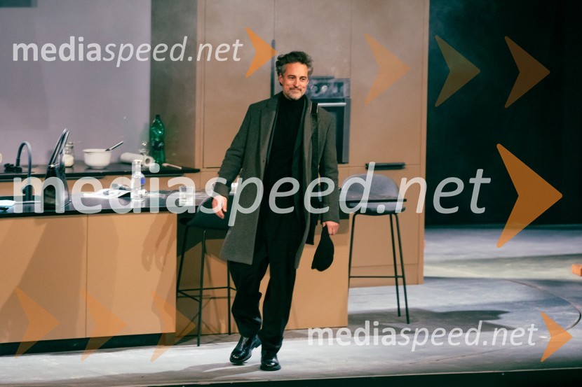  Rok Vihar, igralecPremiera Cankarjeve igre Za narodov blagor, SNG Drama Ljubljana