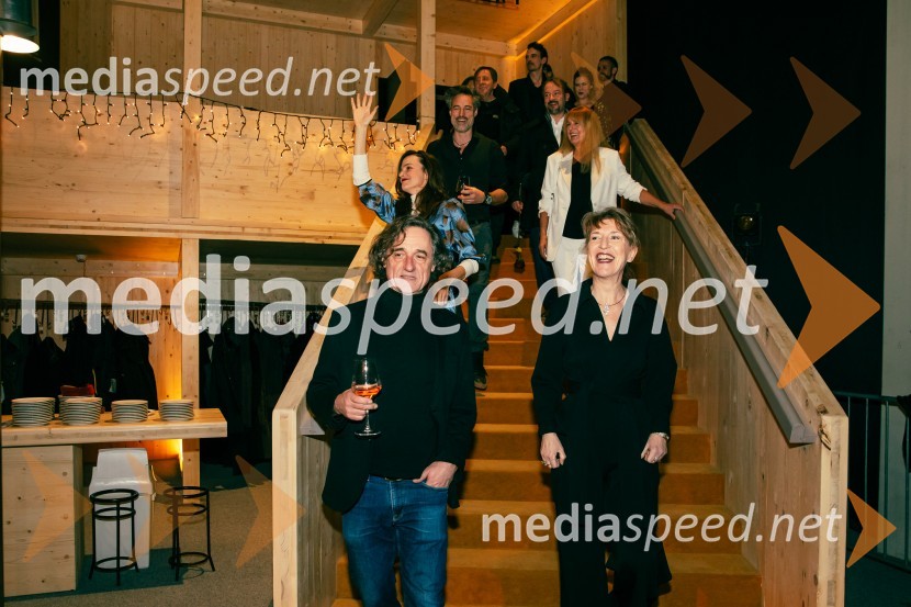  Vito Taufer, režiser;  Vesna Jurca Tadel, ravnateljica SNG Drama LjubljanaPremiera Cankarjeve igre Za narodov blagor, SNG Drama Ljubljana