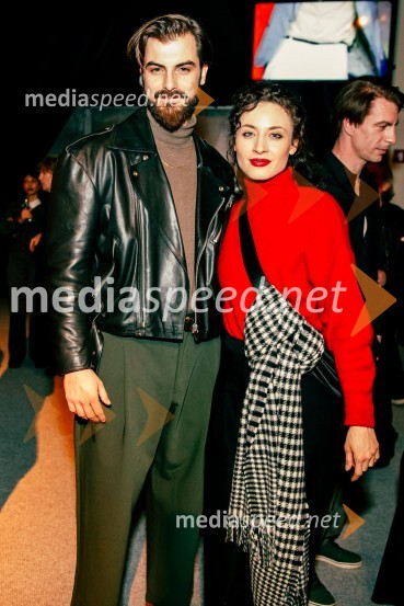  Domen Novak, igralec ;  Urška Centa, plesalka flamenkaPremiera Cankarjeve igre Za narodov blagor, SNG Drama Ljubljana