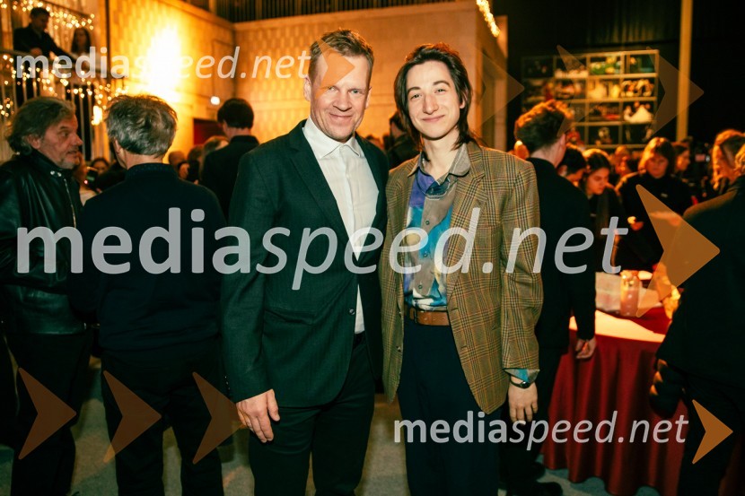  Luka Nabergoj, pomočnik ravnateljice SNG Drama Ljubljana;  ... Premiera Cankarjeve igre Za narodov blagor, SNG Drama Ljubljana