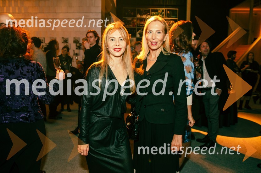  Saša  Mihelčič, igralka;  Vilma Štritof, dramaturginja, Radio SlovenijaPremiera Cankarjeve igre Za narodov blagor, SNG Drama Ljubljana