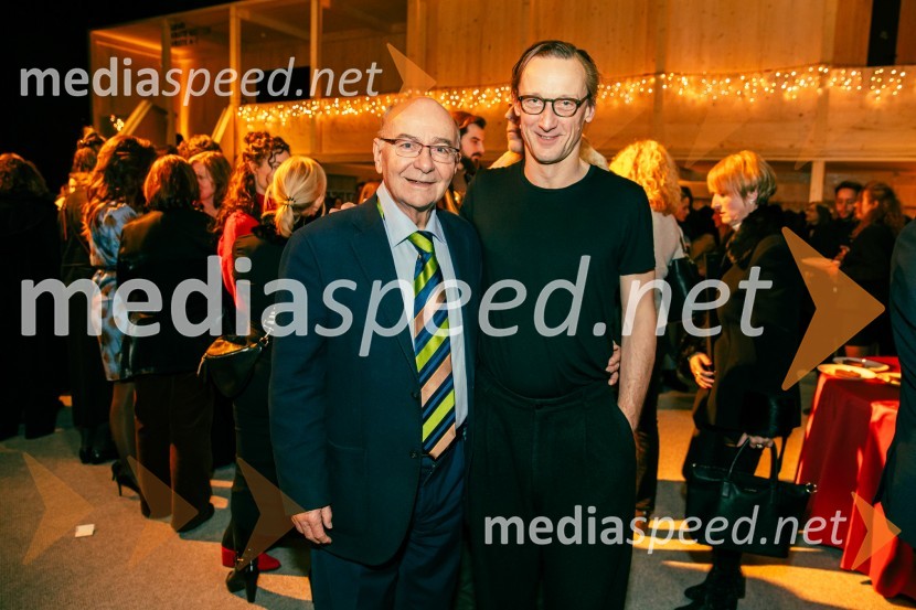  Mitja Rotovnik, nekdanji direktor Cankarjevega doma;  Marko  Mandić, igralecPremiera Cankarjeve igre Za narodov blagor, SNG Drama Ljubljana