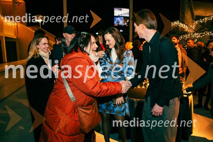  ... ;  Tina Vrbnjak, igralkaPremiera Cankarjeve igre Za narodov blagor, SNG Drama Ljubljana