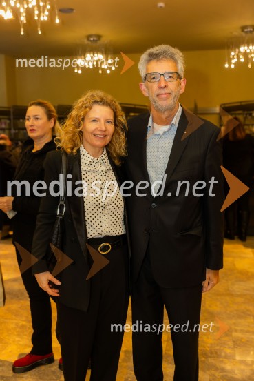 mag. Tadeja Kuhar, predstavnica Državne revizijske komisije za odnose z javnostmi;  Andrej  Kren, direktor PC BrdoZakaj sva se ločila, premiera na odru MGL