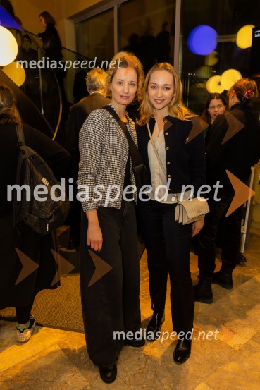  Ajda Smrekar, igralka;  ... Zakaj sva se ločila, premiera na odru MGL