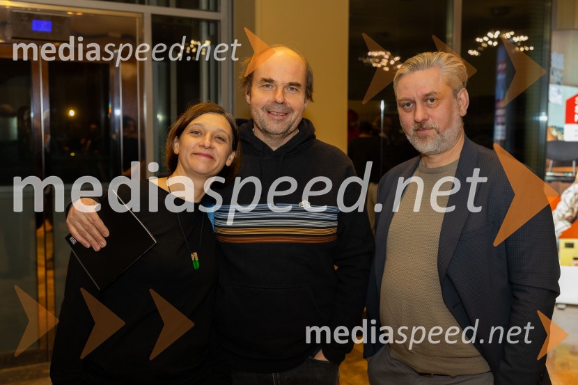  ... ;  Gregor Zorc, igralec;  Klemen Dvornik, filmski in televizijski režiser ter predsednik NS DSRZakaj sva se ločila, premiera na odru MGL