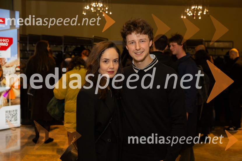  Lara Wolf Završnik, igralka;  Urh Mlakar, Um in Kuna, Skova in skovani, glasbenik in animatorZakaj sva se ločila, premiera na odru MGL