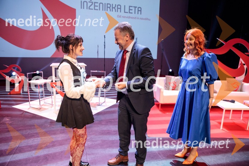 mag. Rebeka Kropivšek Leskovar,  razvojna inženirka, Interblock;   Igor Papič, minister za izobraževanje, znanost in šport;  Ljupka Vrteva, Inženirka leta 2023Inženirka leta 2024 je Rebeka Kropivšek Leskovar
