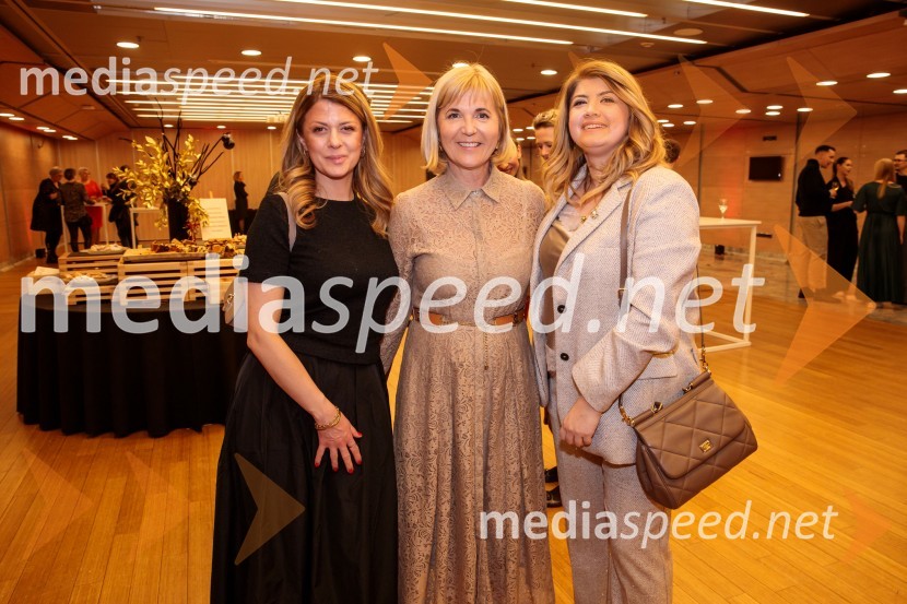  ... ;  Medeja Lončar, direktorica Siemens Slovenija ter pobudnica izbora Inženirka leta;  ... Inženirka leta 2024 je Rebeka Kropivšek Leskovar