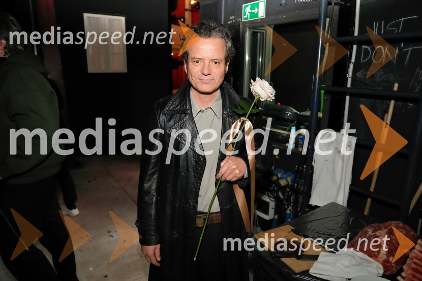  Vojko Belšak, igralecIn ljubezen tudi, premiera na odru Slovenskega narodnega gledališča Maribor