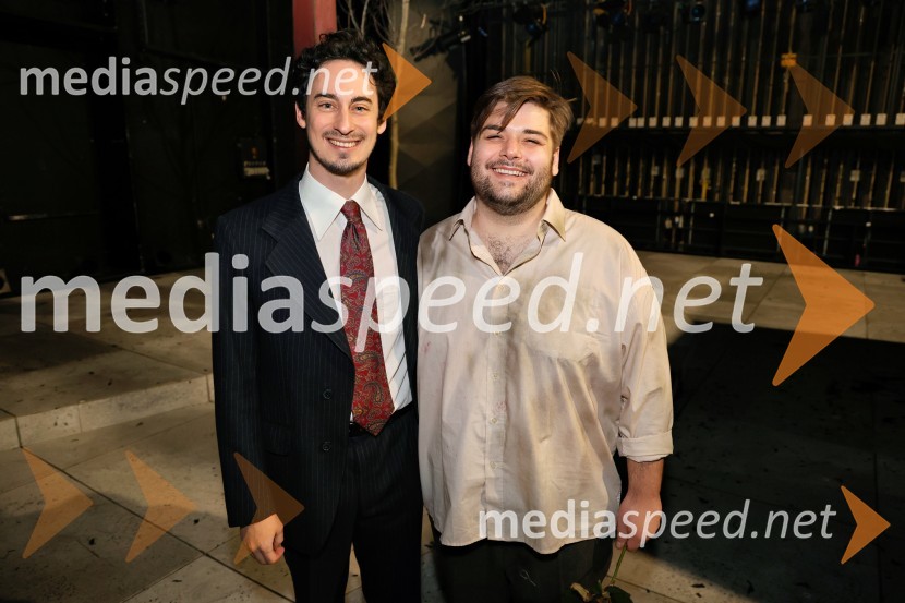  Žan Koprivnik, igralec;  Jakob Šfiligoj, igralecIn ljubezen tudi, premiera na odru Slovenskega narodnega gledališča Maribor