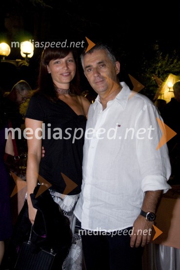 Tomaž Gantar, župan Pirana in njegova soproga BilankaKaligula, gledališka predstava