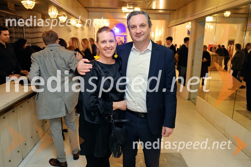 In ljubezen tudi, premiera na odru Slovenskega narodnega gledališča Maribor