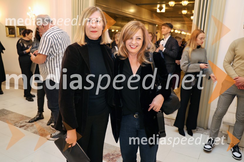  Andreja Japelj;  Livija Pandur,  režiserka, dramaturginja in producentka Pandur TheatersIn ljubezen tudi, premiera na odru Slovenskega narodnega gledališča Maribor