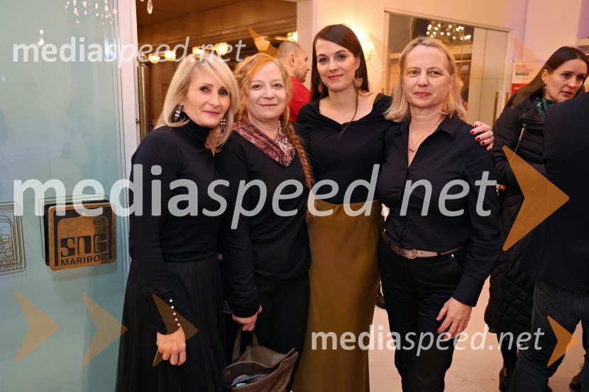  Anja  Žižek, marketing SNG Maribor;  Mateja  Pucko, igralka;  Špela Lešnik, producentka Drame SNG Maribor;  Jasmina Leskovar, SNG MariborIn ljubezen tudi, premiera na odru Slovenskega narodnega gledališča Maribor