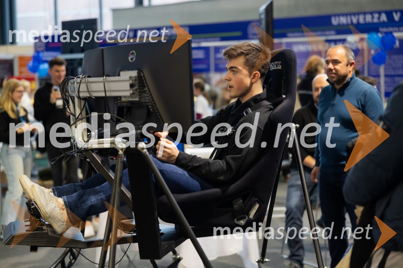 Univerza v Mariboru na sejmu Informativa