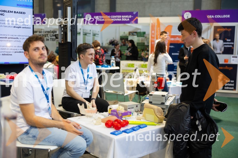 Univerza v Mariboru na sejmu Informativa