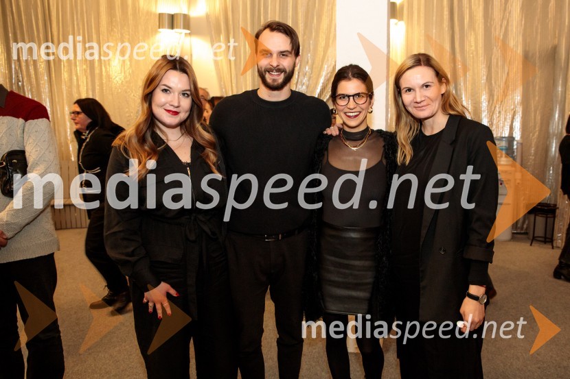  ... ;  Blaž Dolenc, igralec;  ... ;  Maša Pelko, režiserkaBog, premiera v SNG Drama Ljubljana