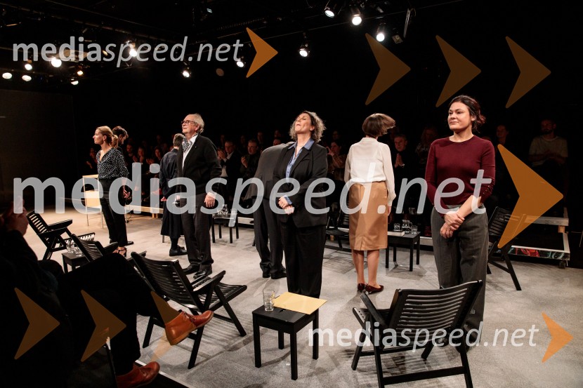  Maša Derganc, igralka;  Ivo Ban, igralec;  Maja Sever, igralka;  Pia Zemljič, igralkaBog, premiera v SNG Drama Ljubljana