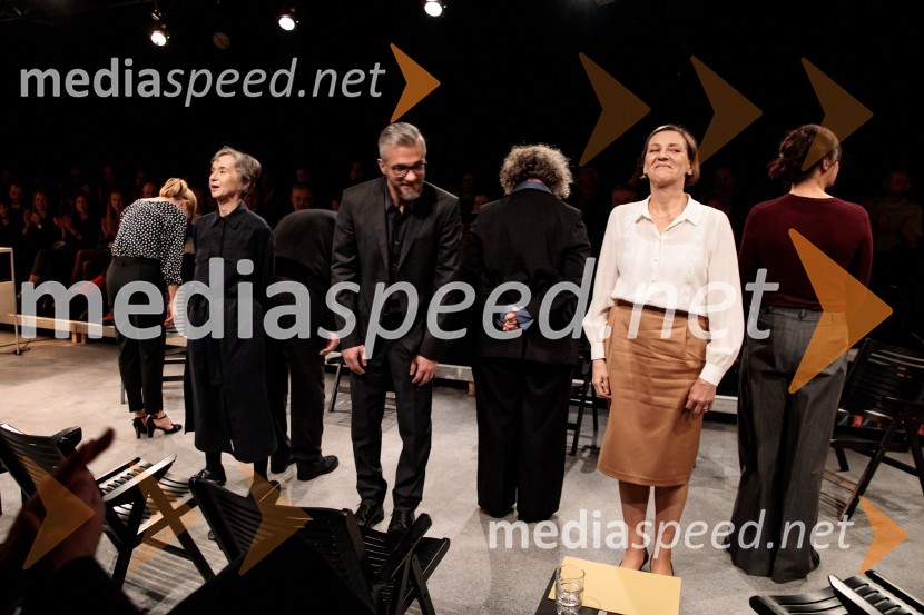  Veronika Drolc, igralka;  Primož Vrhovec, igralec;  Barbara  Žefran, igralkaBog, premiera v SNG Drama Ljubljana