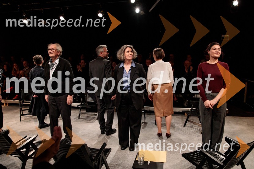  Ivo Ban, igralec;  Maja Sever, igralka;  Pia Zemljič, igralkaBog, premiera v SNG Drama Ljubljana