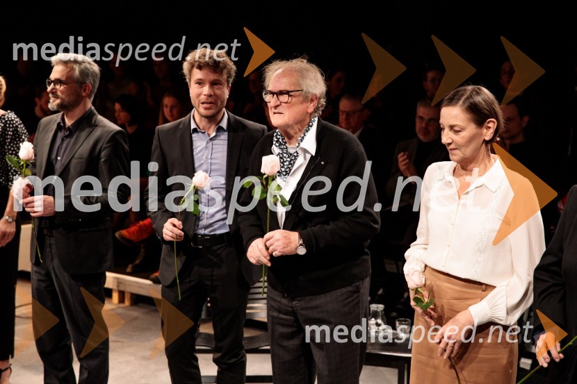  Primož  Vrhovec, igralec;  Peter Petkovšek, režiser;  Ivo Ban, igralec;  Barbara  Žefran, igralkaBog, premiera v SNG Drama Ljubljana