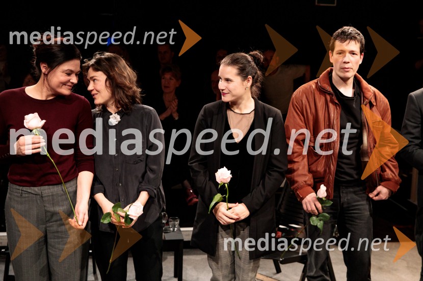  Pia Zemljič, igralka;  ... ;  Eva Kraševec, dramaturginja;  ... Bog, premiera v SNG Drama Ljubljana