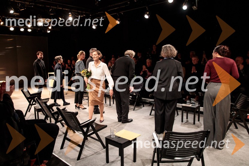 Bog, premiera v SNG Drama Ljubljana