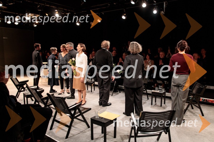 Bog, premiera v SNG Drama Ljubljana