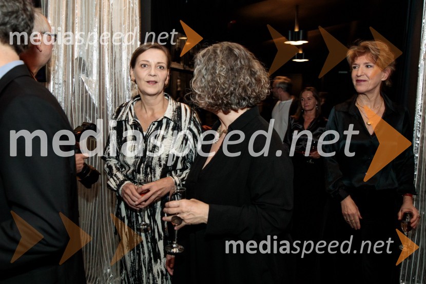  Vesna Jurca Tadel, ravnateljica SNG Drama Ljubljana;  ... Bog, premiera v SNG Drama Ljubljana