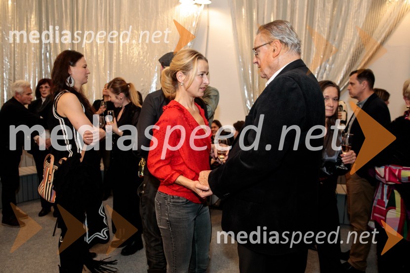  Maša Derganc, igralka;  Dušan Mlakar, režiserBog, premiera v SNG Drama Ljubljana