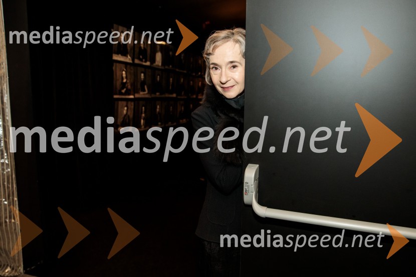  Veronika Drolc, igralkaBog, premiera v SNG Drama Ljubljana